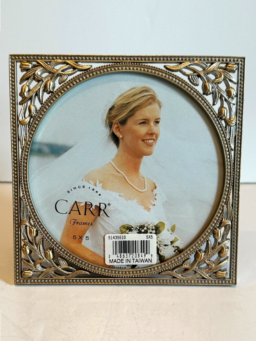 Vintage Carr Frames Romantic Occasions Bouquet Metal Frame for 5x5 Photo Boxed